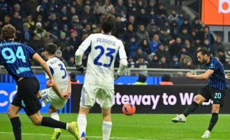 科莫这个朋友国际米兰交定了，防线与罗马并列意甲最佳，仅丢7球，11轮不败展现实力