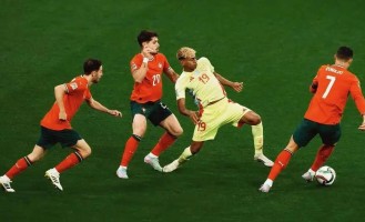 C罗率葡萄牙加冕，登贝莱、亚马尔争金球奖登顶