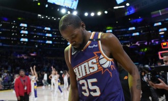 杜兰特:曾阻止回勇士的交易 得知自己要被送走很受伤