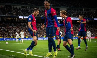 西甲悲喜一夜！巴萨2-3爆冷，搅乱欧冠区，皇马2-0，马竞4-1