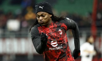 意甲焦点战：奇克破门，莫德里奇绝杀，AC米兰2-1逆转比萨