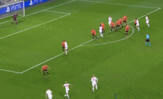 4-0！莱比锡晋级欧冠16强！2连败后4连胜锁小组第2，德甲4队出线