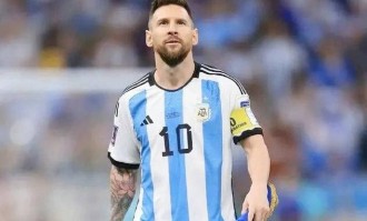 梅西创造神话！榜首37次小组赛100%晋级，C罗连续三次止步