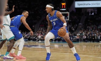 班凯罗20+9+9三球17分13助 魔术大战胜黄蜂