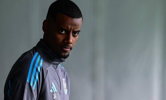 坚决不再为纽卡效力！伊萨克与俱乐部彻底决裂，一心只想去利物浦