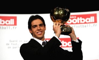 巴西足球最后的金球奖得主！18年前的巅峰卡卡到底有多强？